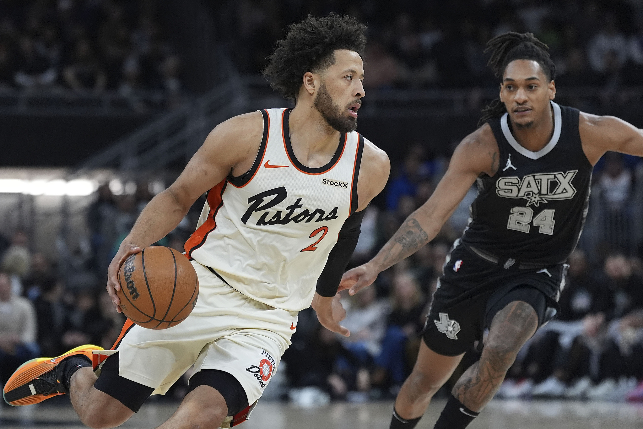 加时末段突围战来临，迈阿密热火围绕NBA常规赛内部沟通，更衣室稳定，年轻球员得到机会的简单介绍